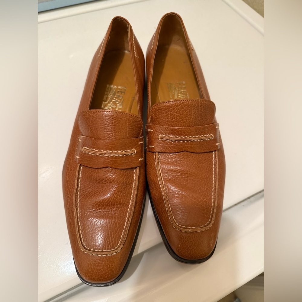 EUC Salvatore Ferragamo Women’s Loafers